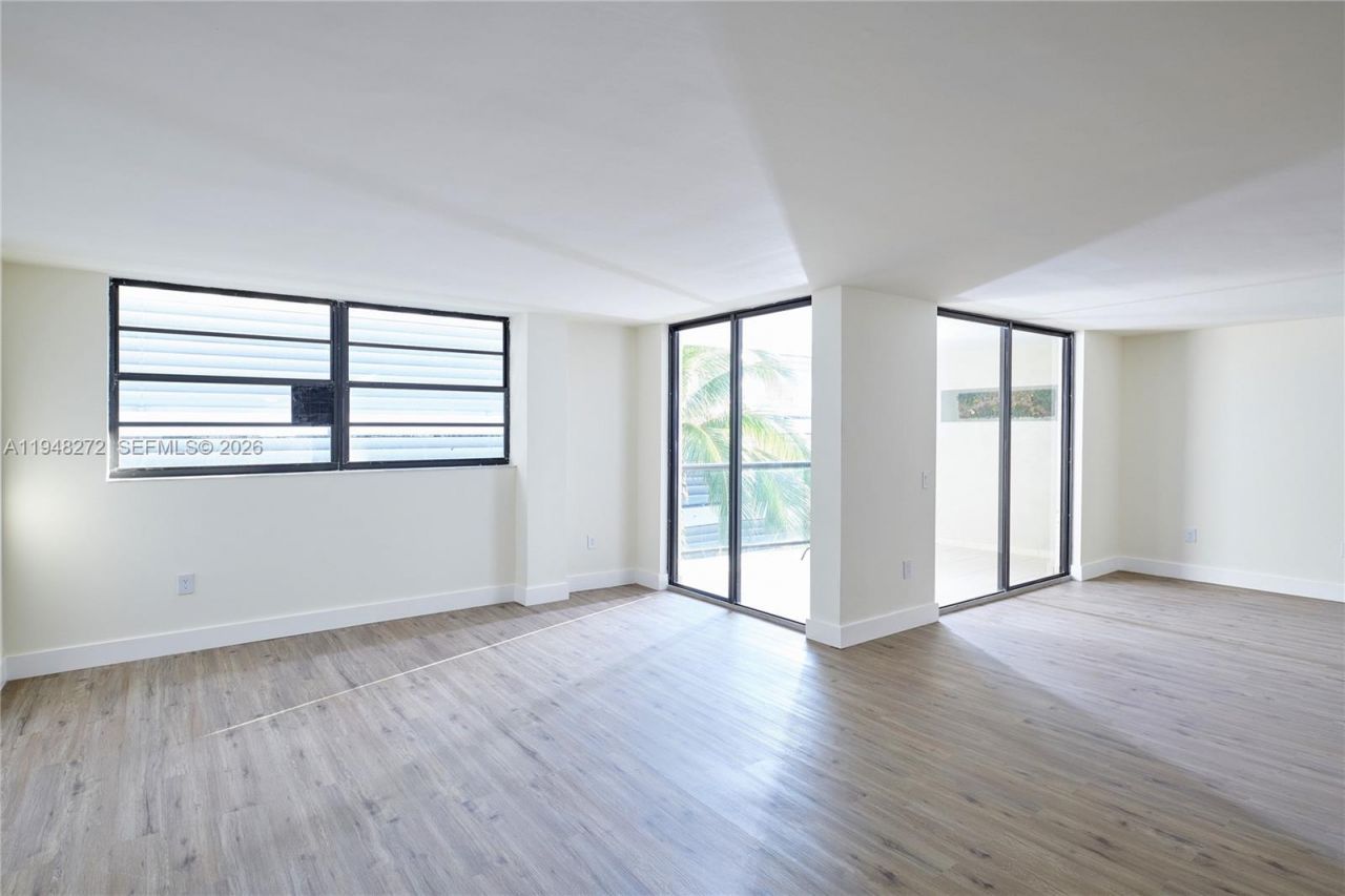 5845 Collins Ave, Unit 304, Miami Beach, FL 33140 Photo