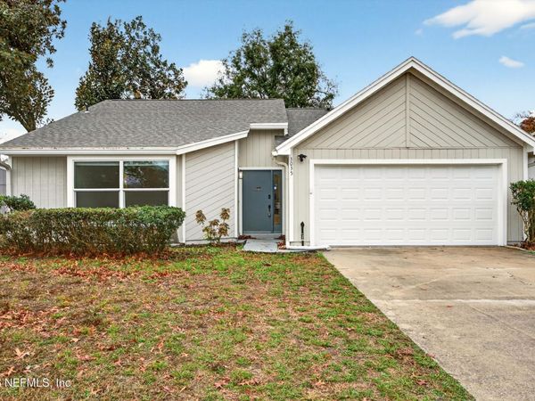 3035 HAMPSTEAD Drive, Jacksonville, FL 32225