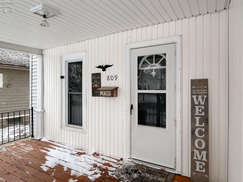 809 W North Street, Fostoria, OH 44830 Photo 4