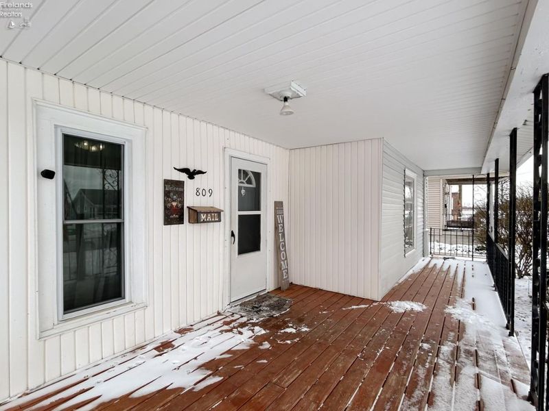 809 W North Street, Fostoria, OH 44830 Photo 5