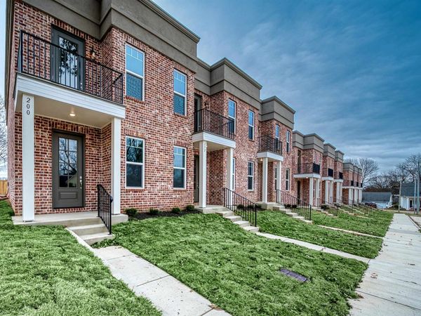 200 E WASHINGTON AVE, Covington, TN 38019
