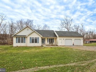 3 E PENNSY ROAD, NEW PROVIDENCE, PA 17560