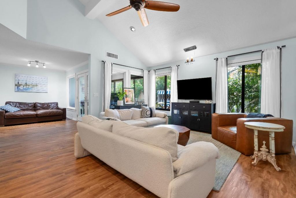 463 Coral Cove Drive, Juno Beach, FL 33408 Photo