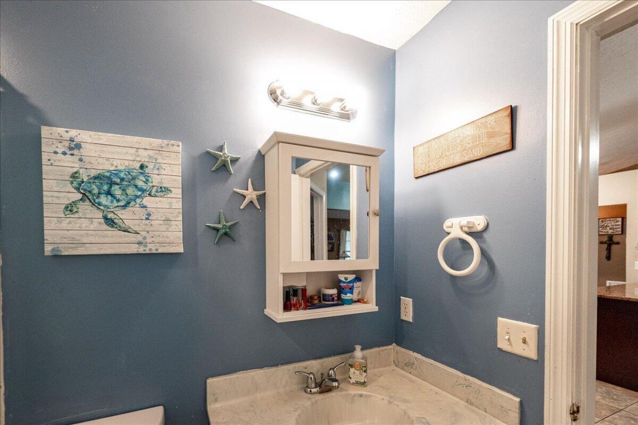 6927 NW Hershy Circle, Port Saint Lucie, FL 34983 Photo