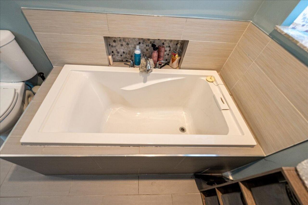 6927 NW Hershy Circle, Port Saint Lucie, FL 34983 Photo