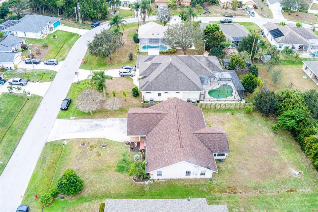 6927 NW Hershy Circle, Port Saint Lucie, FL 34983 Photo