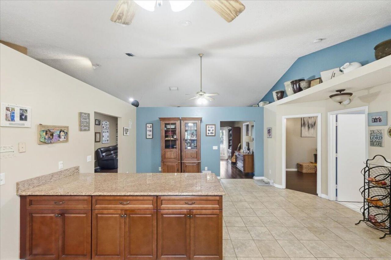 6927 NW Hershy Circle, Port Saint Lucie, FL 34983 Photo