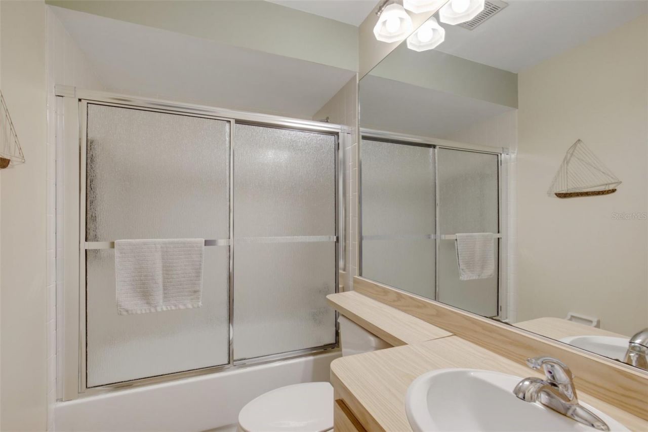 4962 Village Gardens Drive, Unit 141, Sarasota, FL 34234 Photo