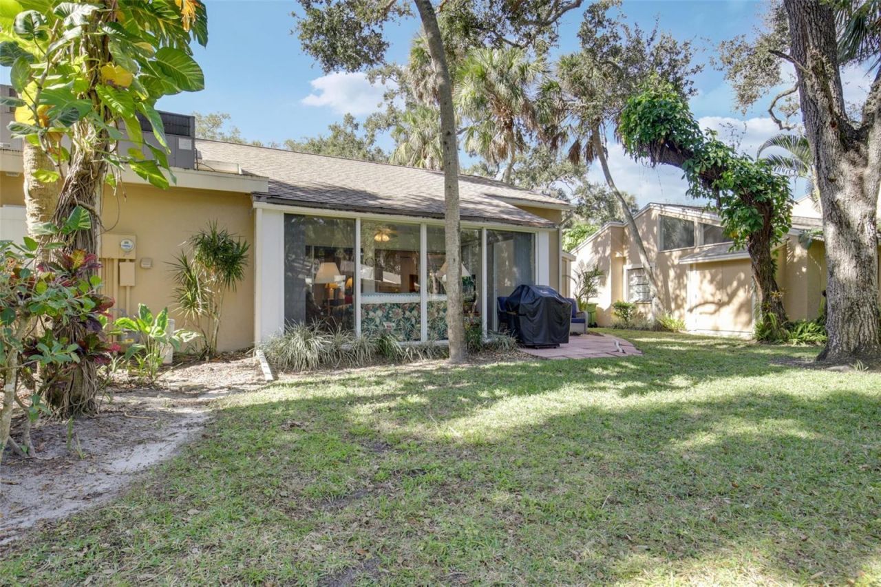 4962 Village Gardens Drive, Unit 141, Sarasota, FL 34234 Photo