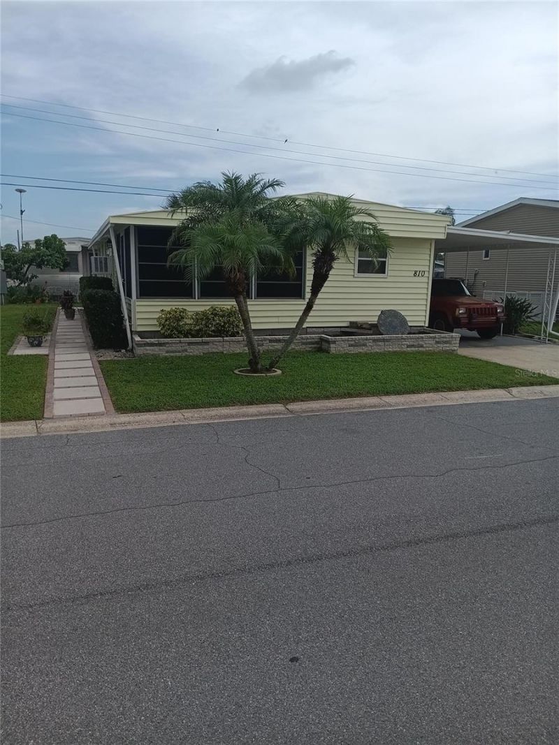 810 49th Avenue W, Bradenton, FL 34207 Photo