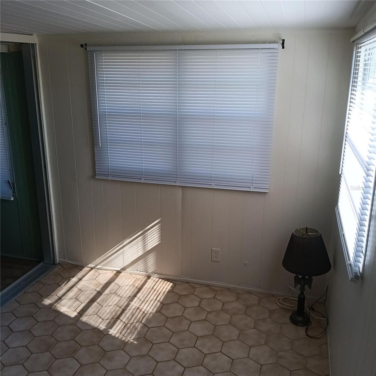 810 49th Avenue W, Bradenton, FL 34207 Photo