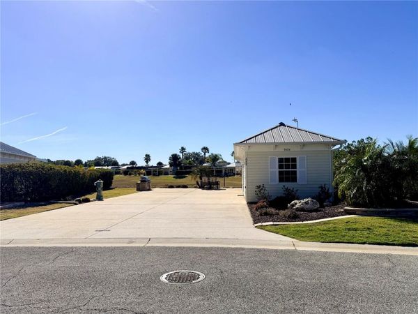 9404 SE 49TH TERRACE, WEBSTER, FL 33597