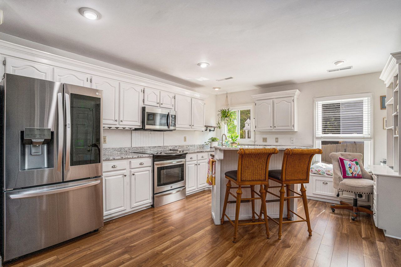 1250 Wide Water Court Photo 12