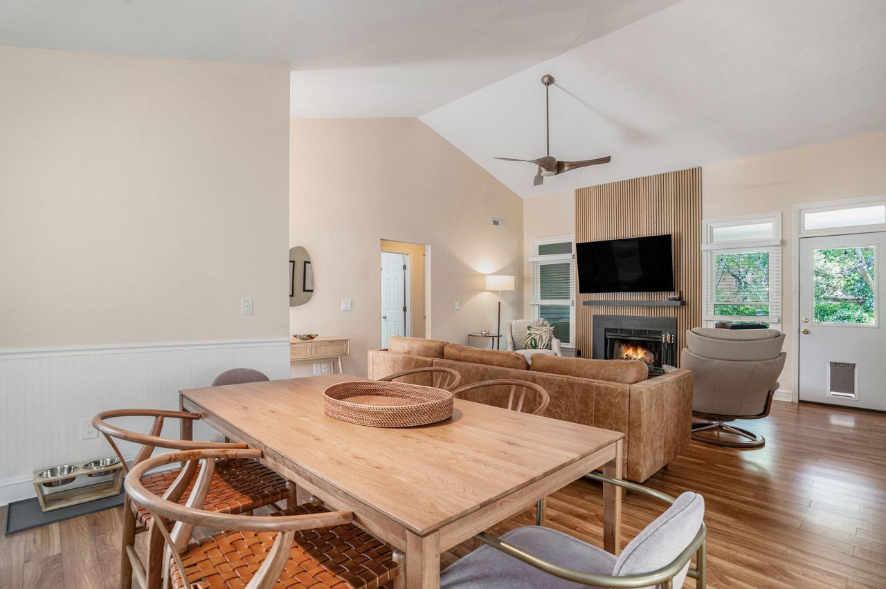 1250 Wide Water Court Photo 17