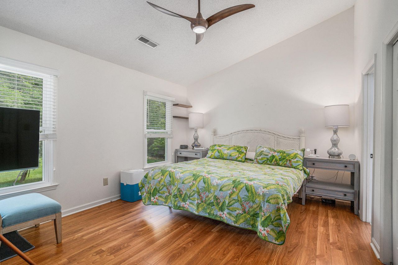 1250 Wide Water Court Photo 18