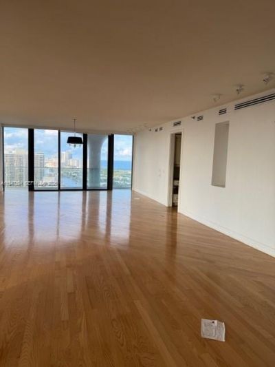 19707 Turnberry Way , Unit TS-4, Aventura, FL 33180 Photo