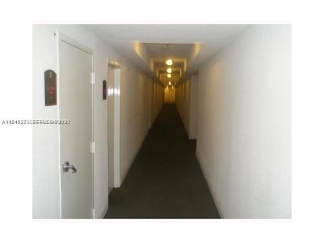 4242 NW 2nd St, Unit 1012, Miami, FL 33126 Photo