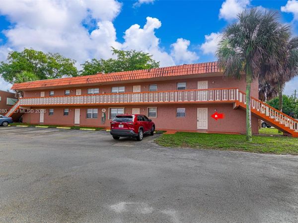 7830 NW 33rd St, Unit 504, Davie, FL 33024