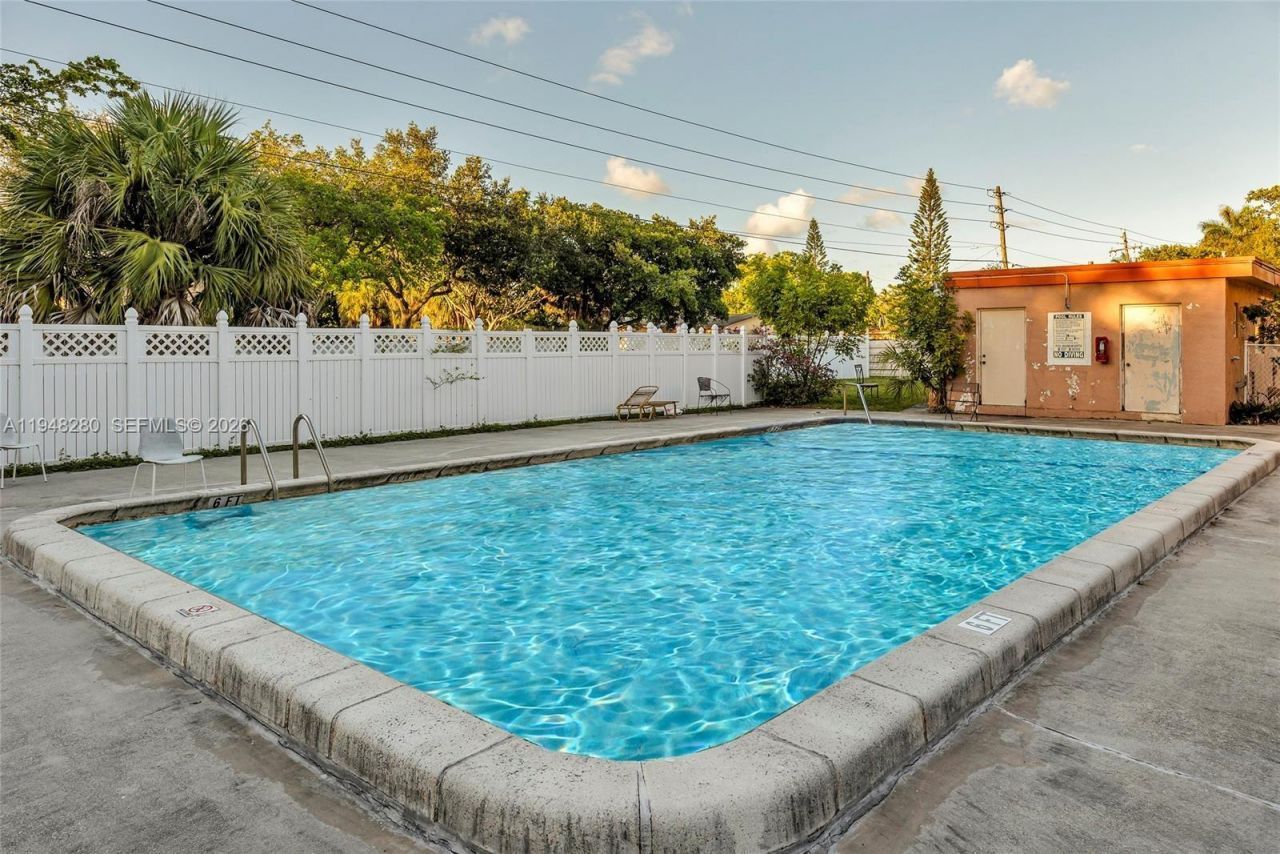 7830 NW 33rd St, Unit 504, Davie, FL 33024 Photo