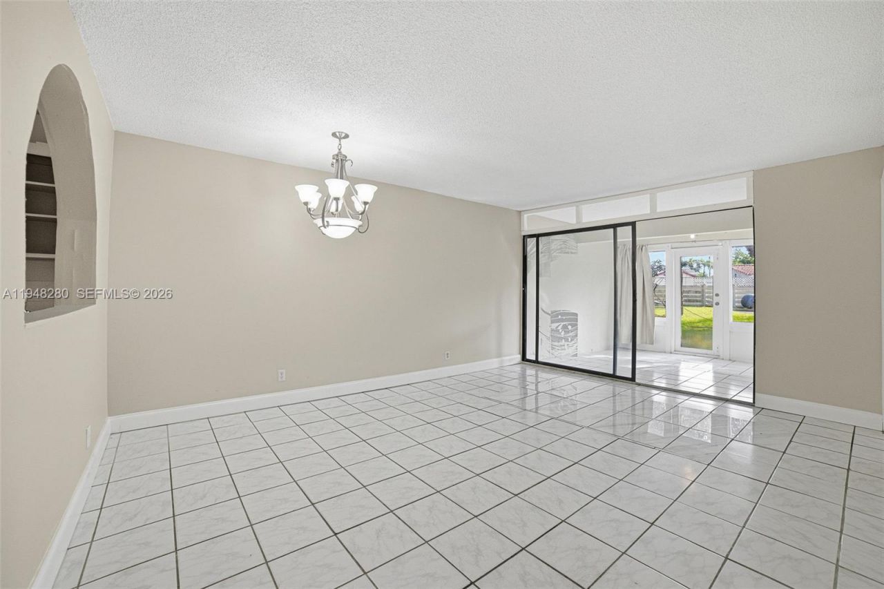 7830 NW 33rd St, Unit 504, Davie, FL 33024 Photo