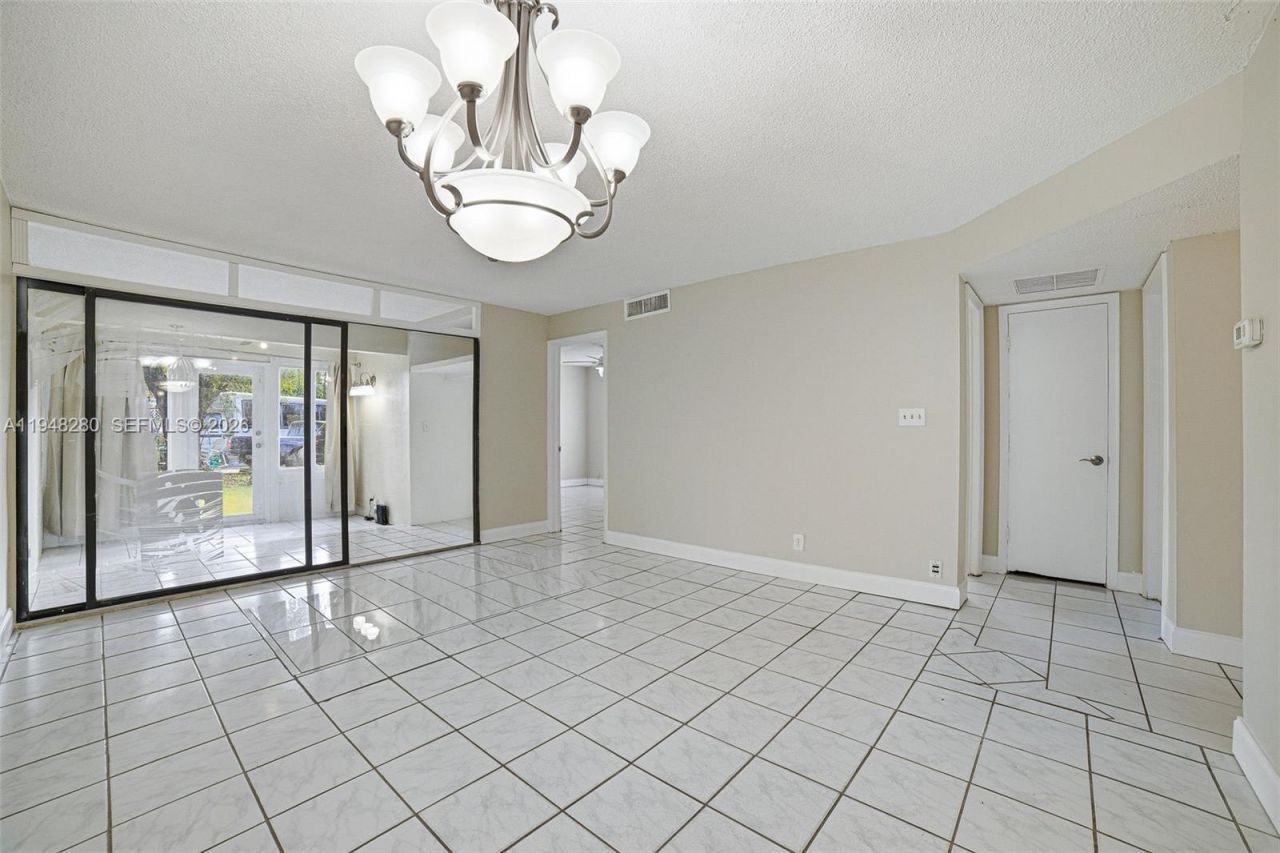 7830 NW 33rd St, Unit 504, Davie, FL 33024 Photo