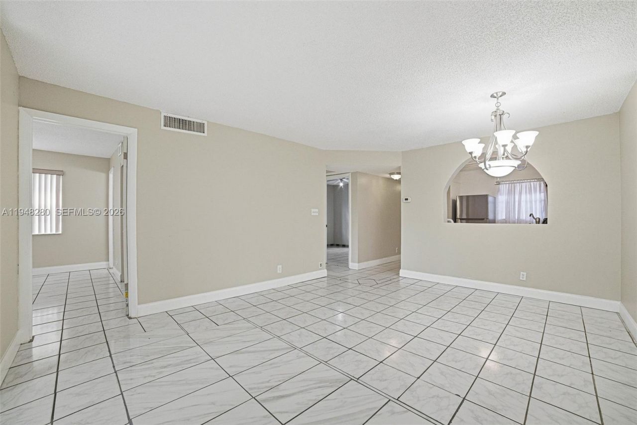7830 NW 33rd St, Unit 504, Davie, FL 33024 Photo