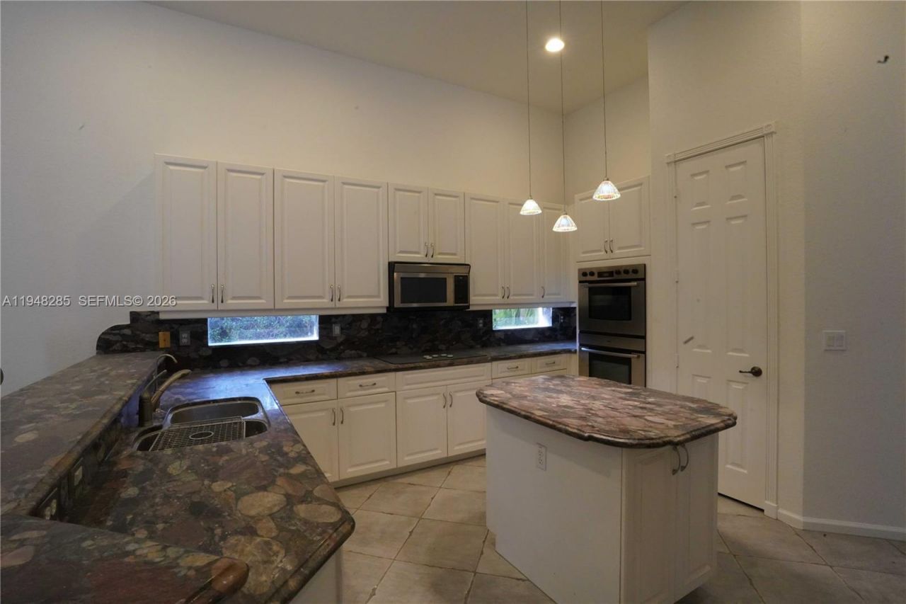 7518 Via Grande, Boynton Beach, FL 33437 Photo