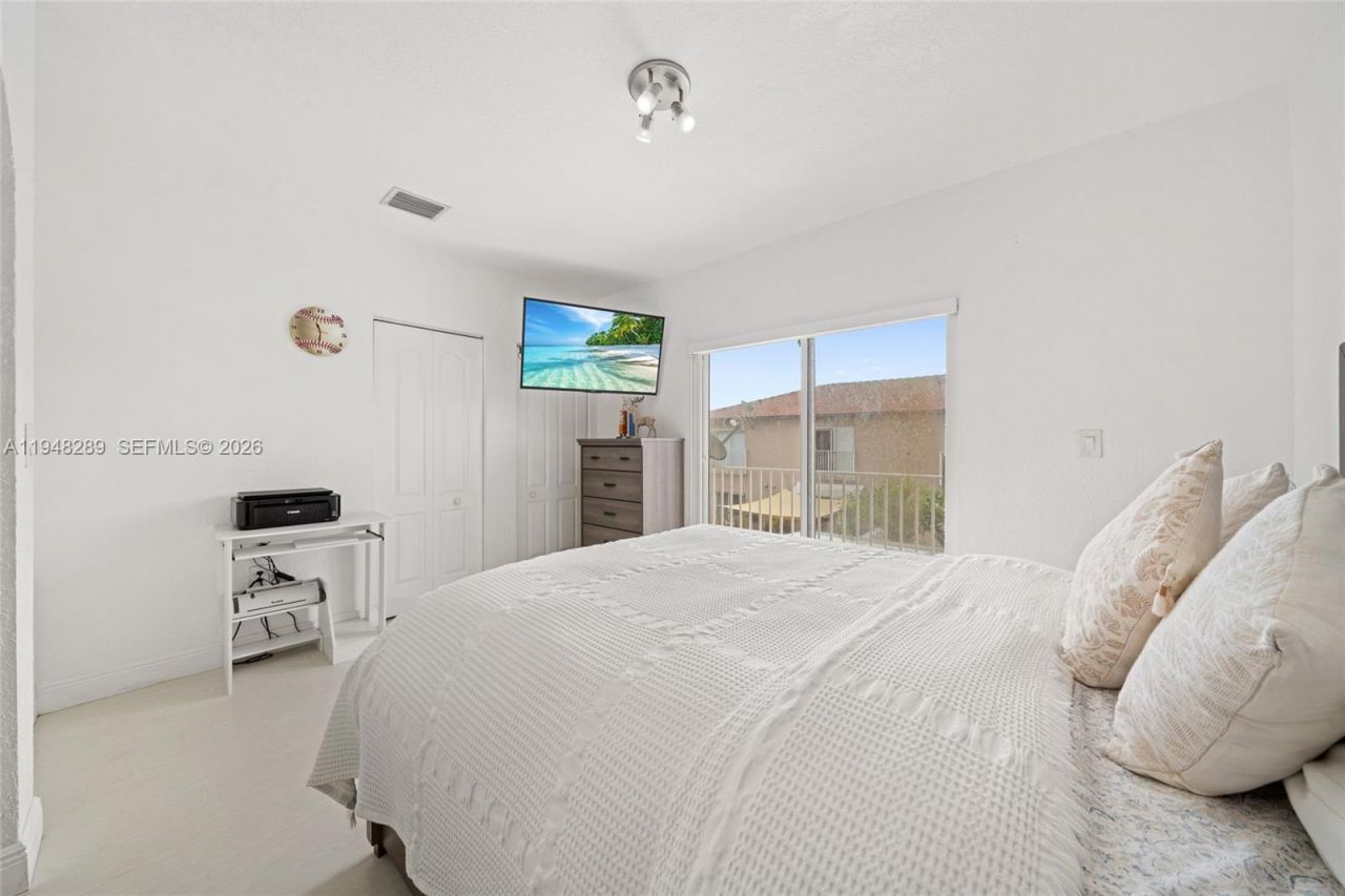 13770 SW 170th Ln, Miami, FL 33177 Photo