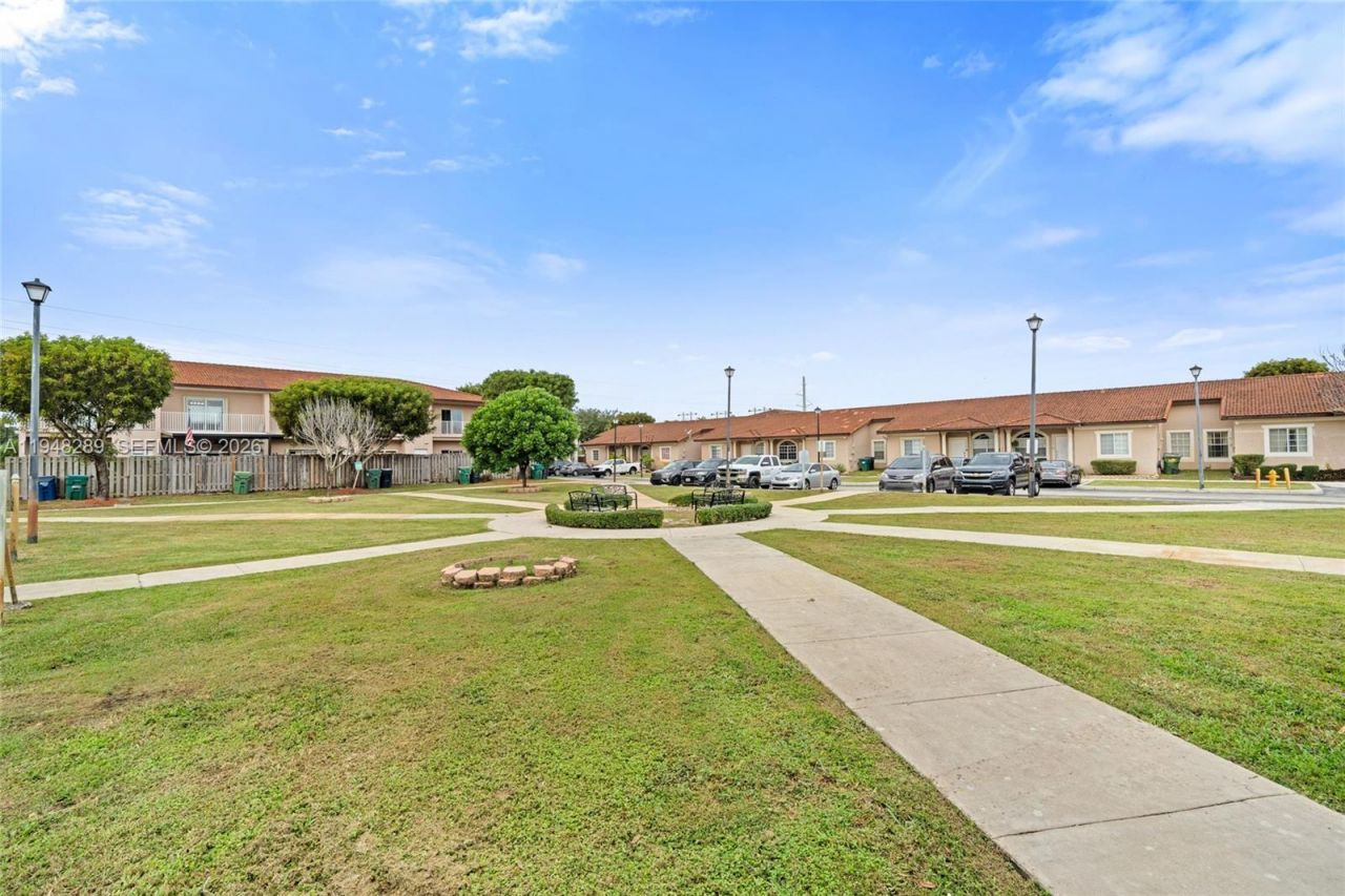 13770 SW 170th Ln, Miami, FL 33177 Photo