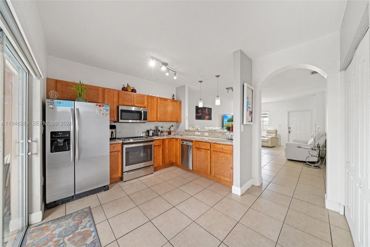 13770 SW 170th Ln, Miami, FL 33177 Photo