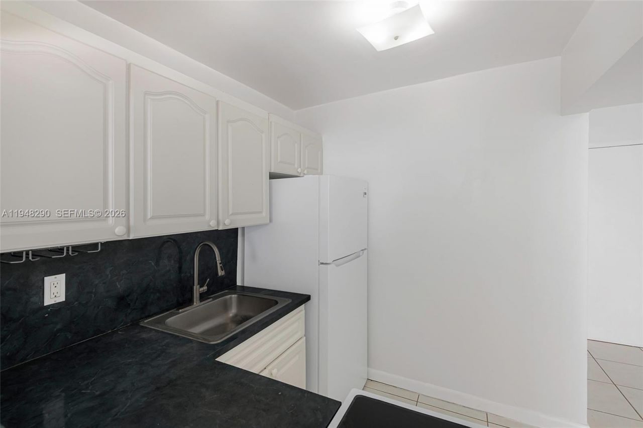 1441 Lincoln Rd, Unit 411, Miami Beach, FL 33139 Photo