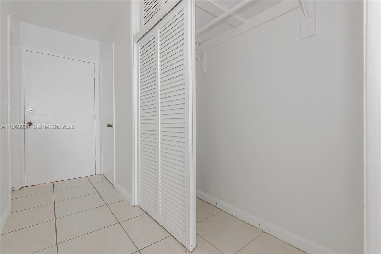 1441 Lincoln Rd, Unit 411, Miami Beach, FL 33139 Photo