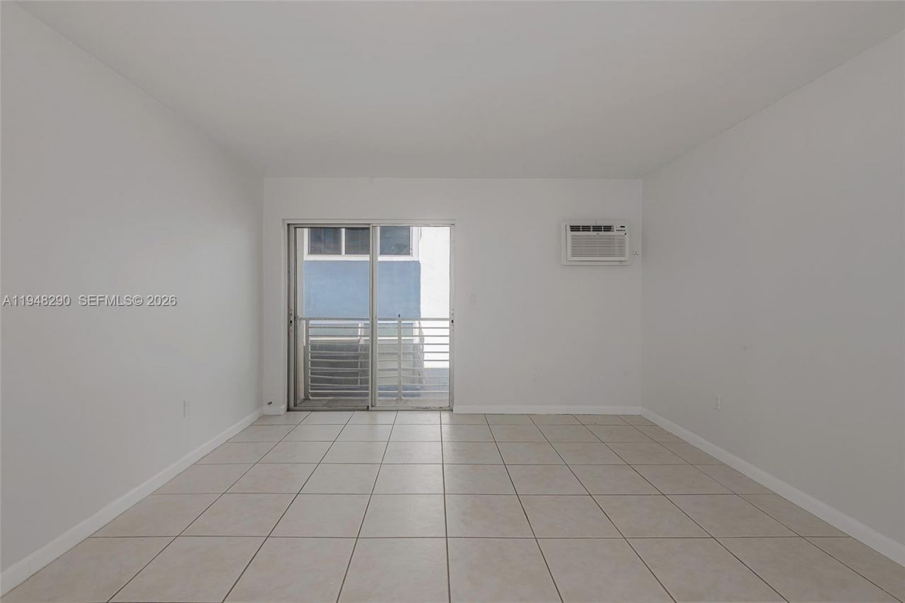 1441 Lincoln Rd, Unit 411, Miami Beach, FL 33139 Photo