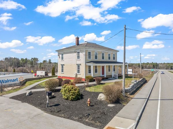 2204 Woodbury Avenue, Newington, NH 03801