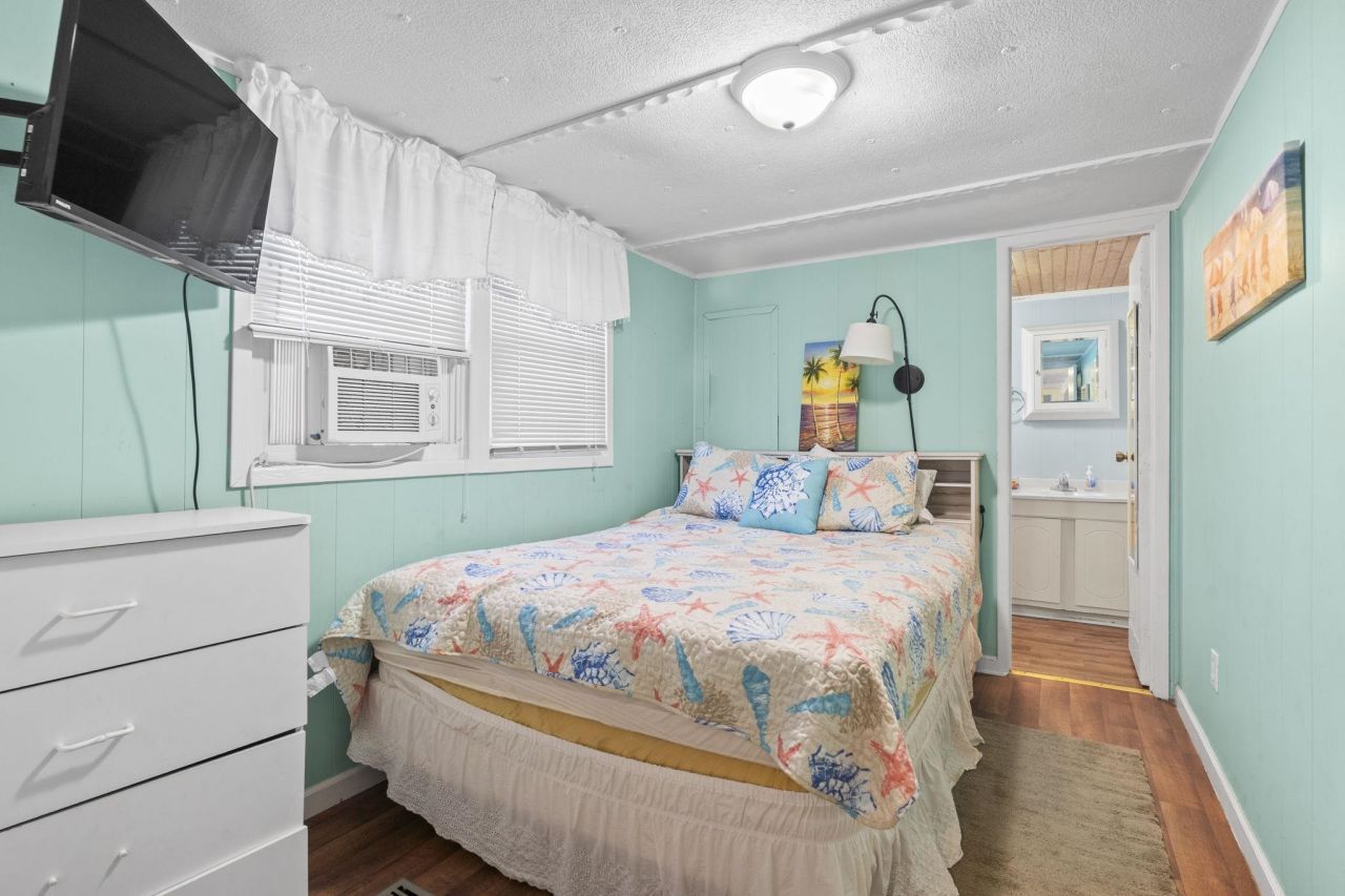 6001-1818 S Kings Hwy. Photo 11