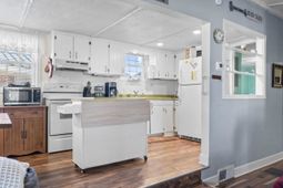 6001-1818 S Kings Hwy. photo 4