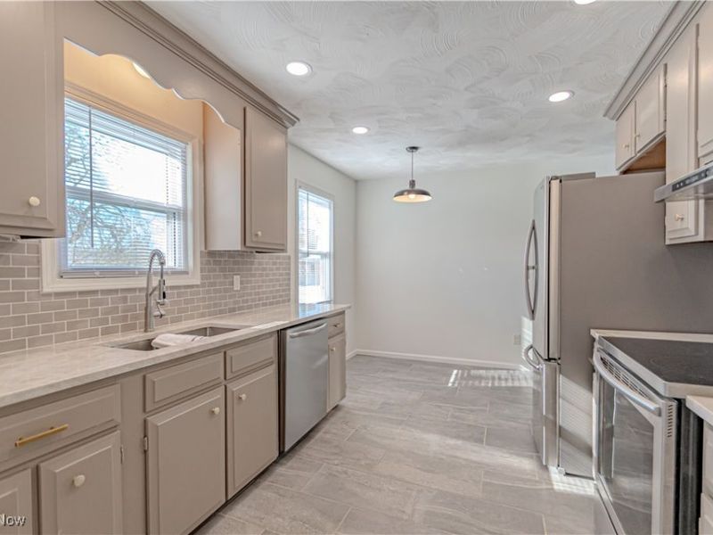 155 Sterling Street, Creston, OH 44217 Photo 13