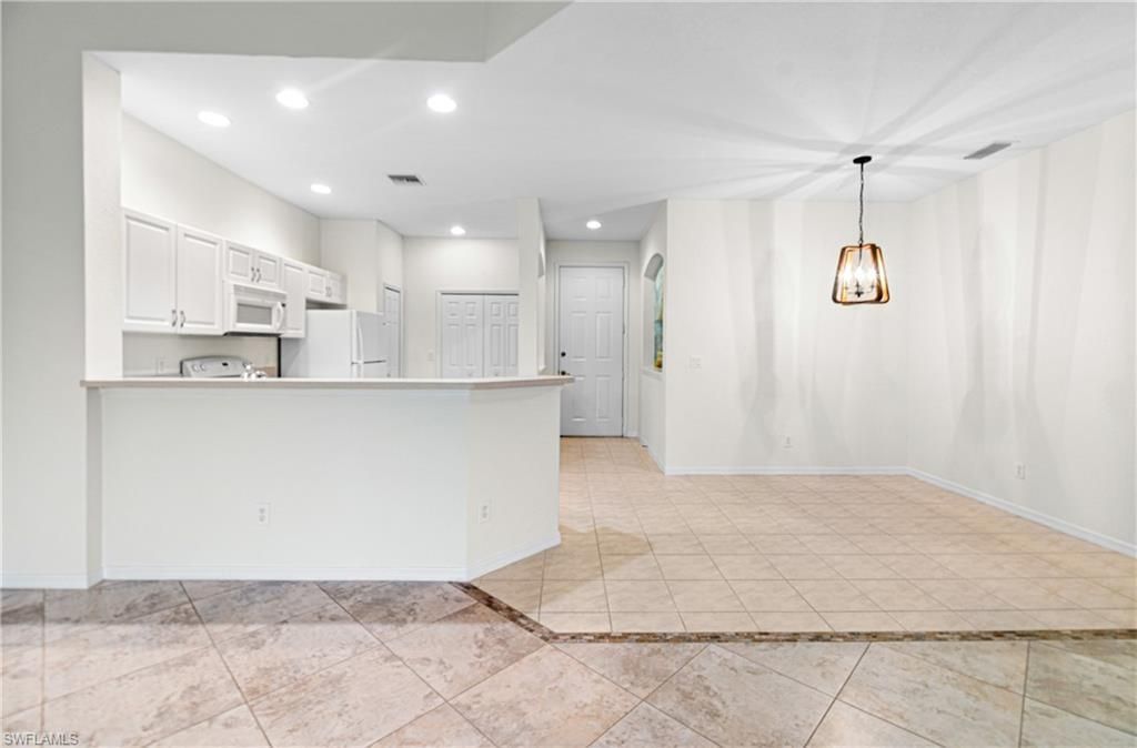 4219 Liron Ave, Unit 201, Fort Myers, FL 33916 Photo