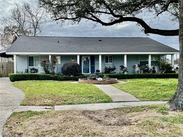 405 GEORGETOWN Drive, Kenner, LA 70065
