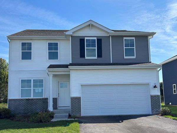 9986 Edgebrook Lane, Huntley, IL 60142