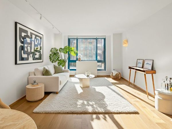 1 IRVING Place, Unit V16D, Manhattan, NY 10003