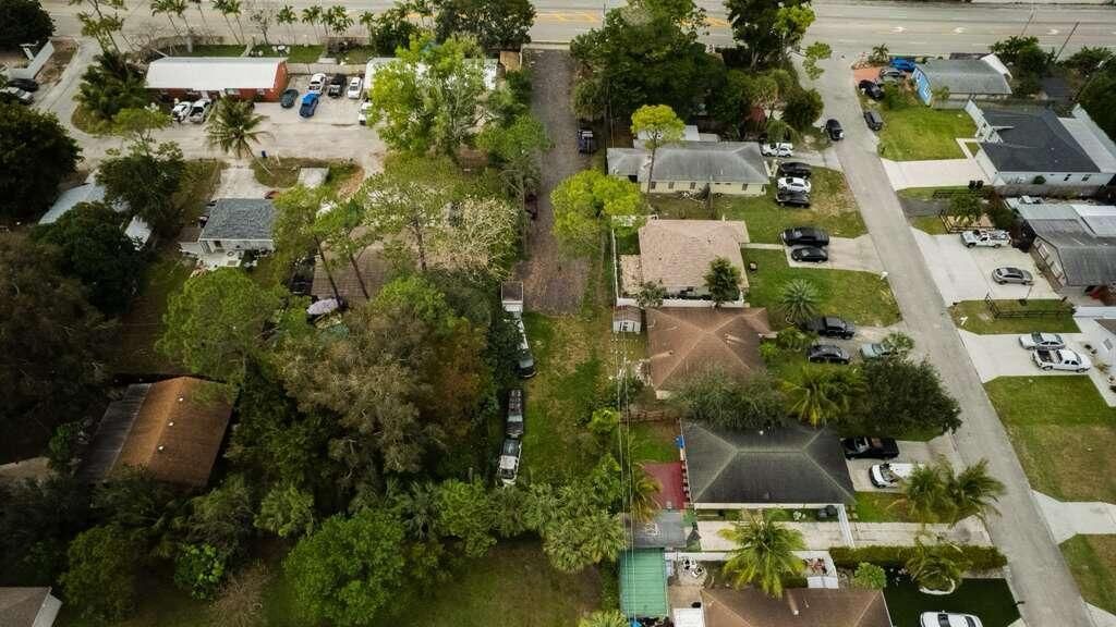 3630 S Haverhill Road, Greenacres, FL 33463 Photo