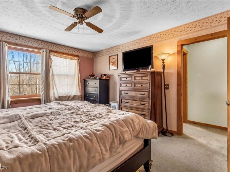 1556 Saxe Road, Mogadore, OH 44260 Photo 18