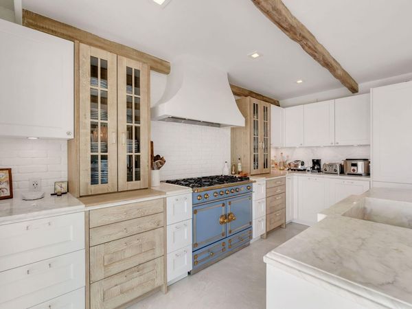 210 W Seaview Circle, Duck, FL 33050