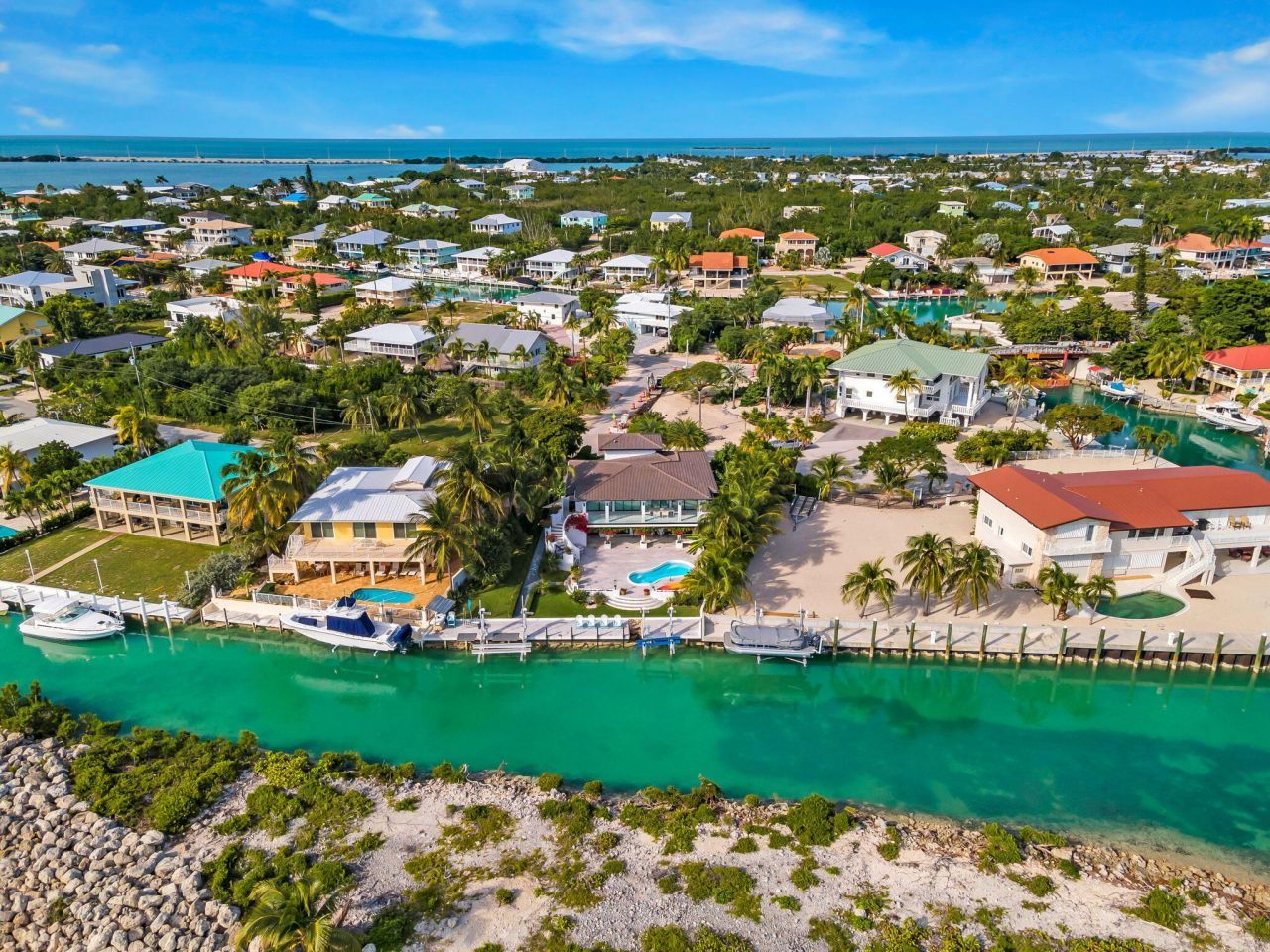 210 W Seaview Circle, Duck Key, FL 33050 Photo