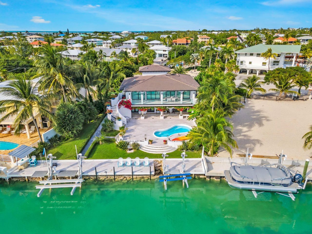 210 W Seaview Circle, Duck Key, FL 33050 Photo