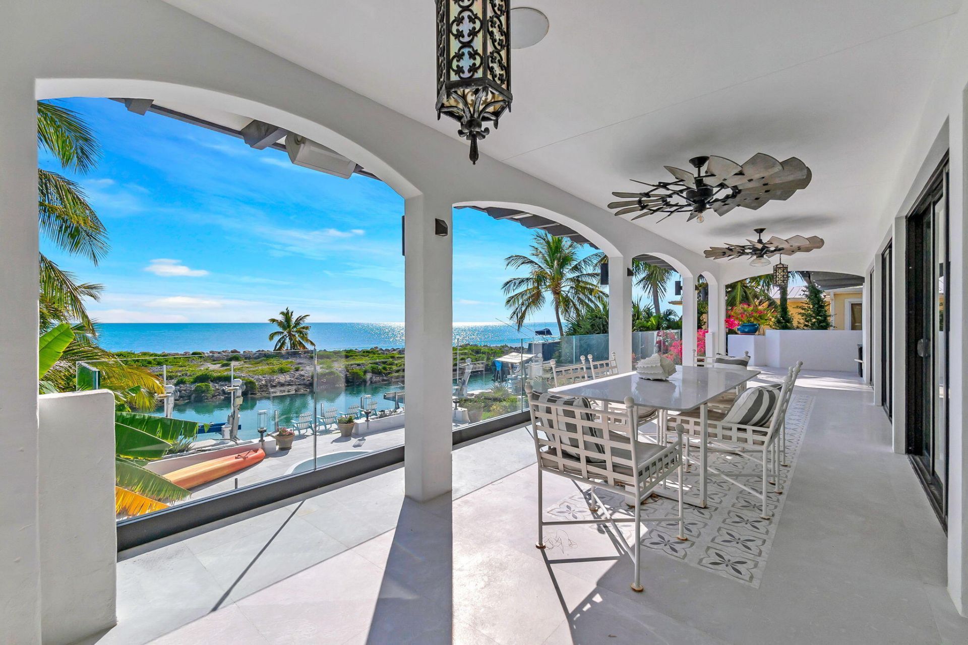 210 W Seaview Circle, Duck Key, FL 33050 Photo