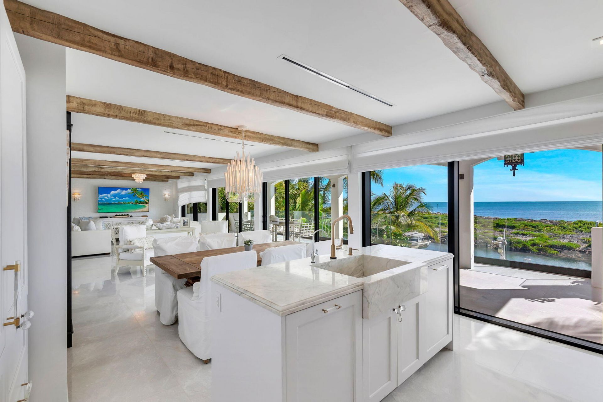 210 W Seaview Circle, Duck Key, FL 33050 Photo