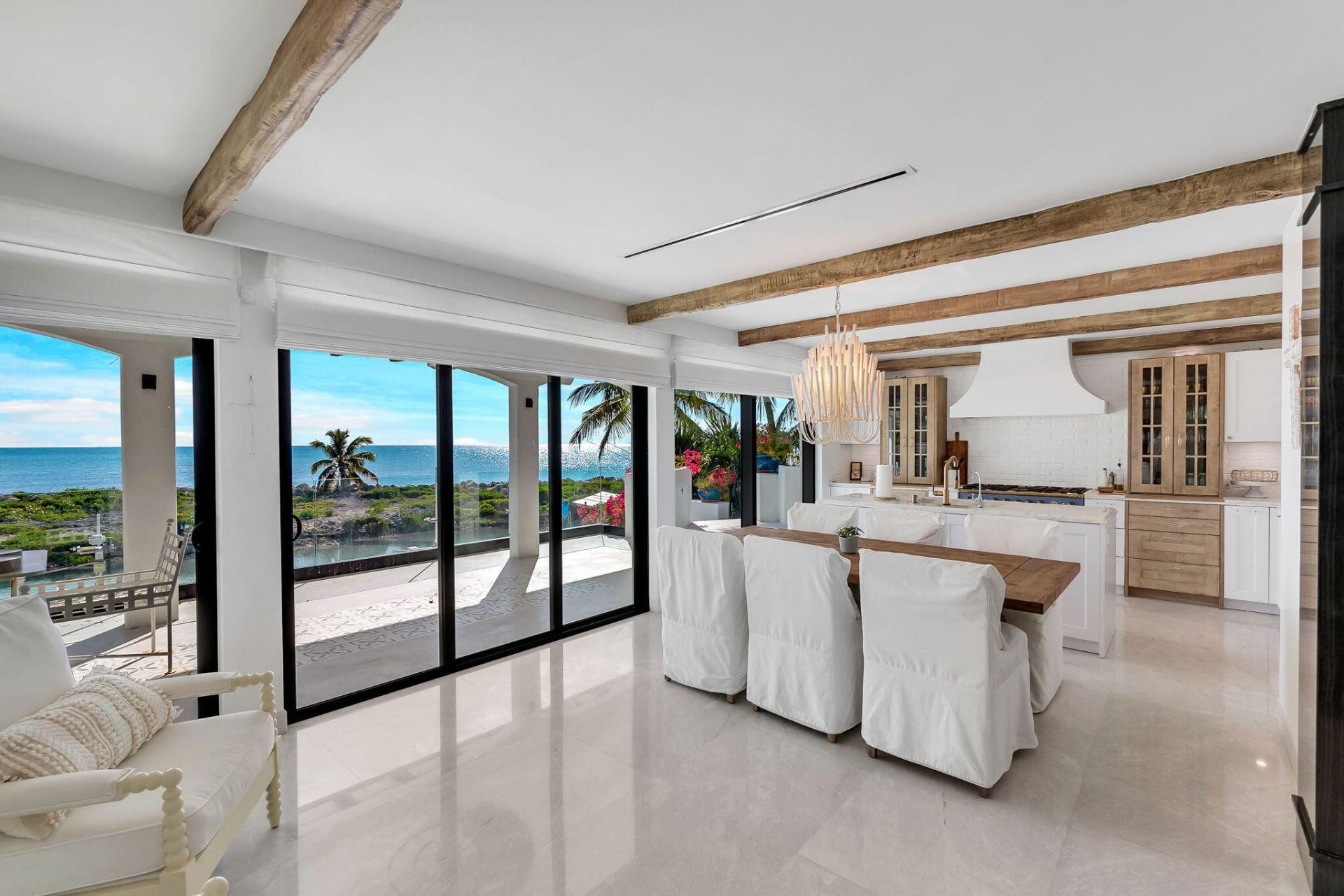 210 W Seaview Circle, Duck Key, FL 33050 Photo