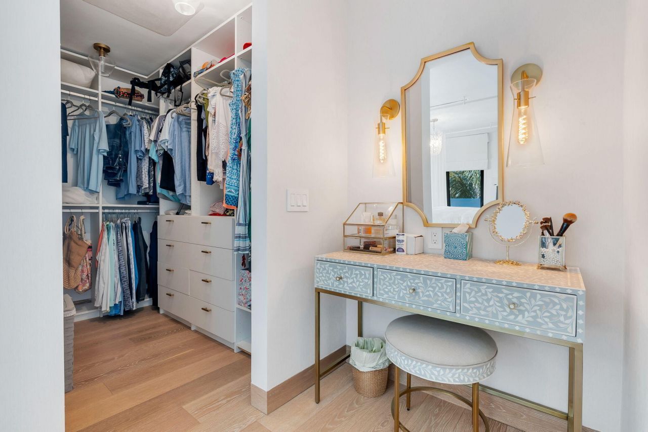 210 W Seaview Circle, Duck Key, FL 33050 Photo